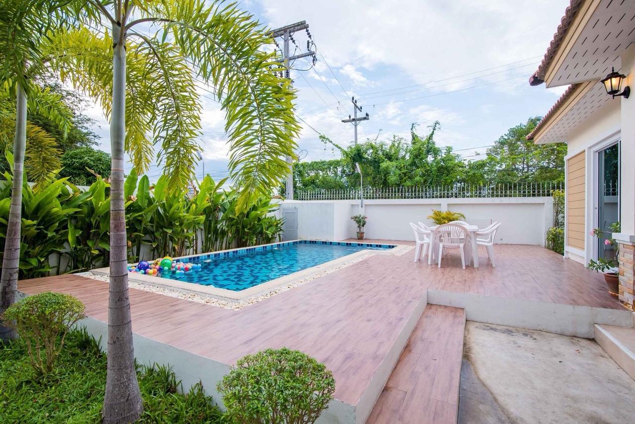 The Legacy Huahin Pool Villa Exterior photo