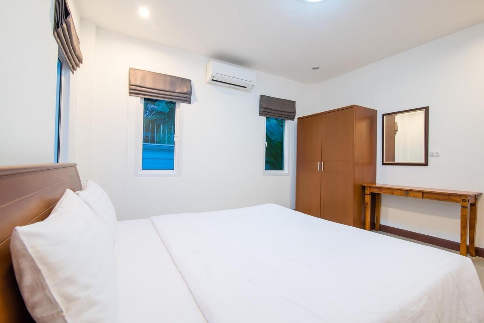 The Legacy Huahin Pool Villa Exterior photo