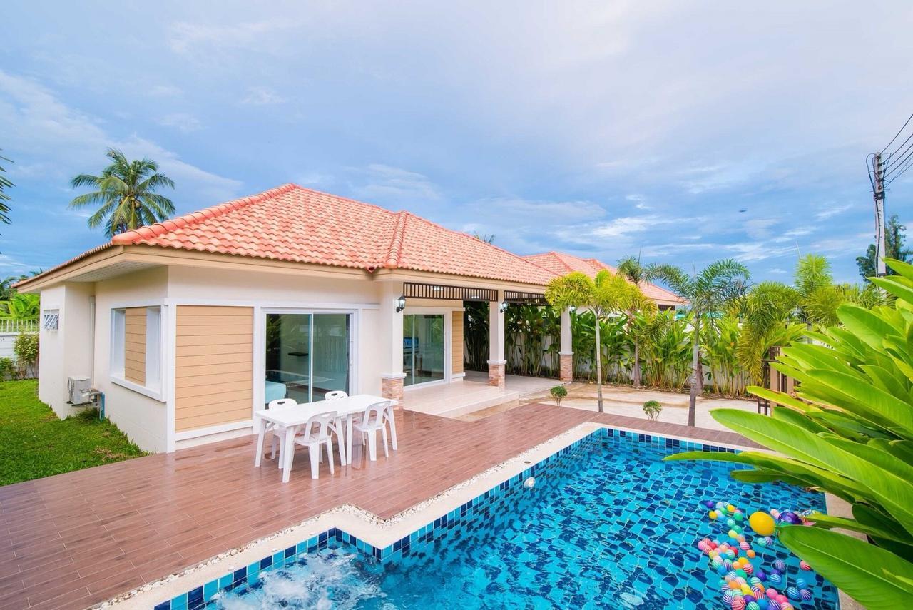 The Legacy Huahin Pool Villa Exterior photo