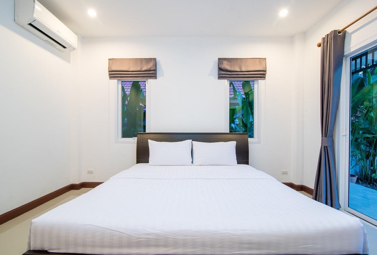 The Legacy Huahin Pool Villa Exterior photo