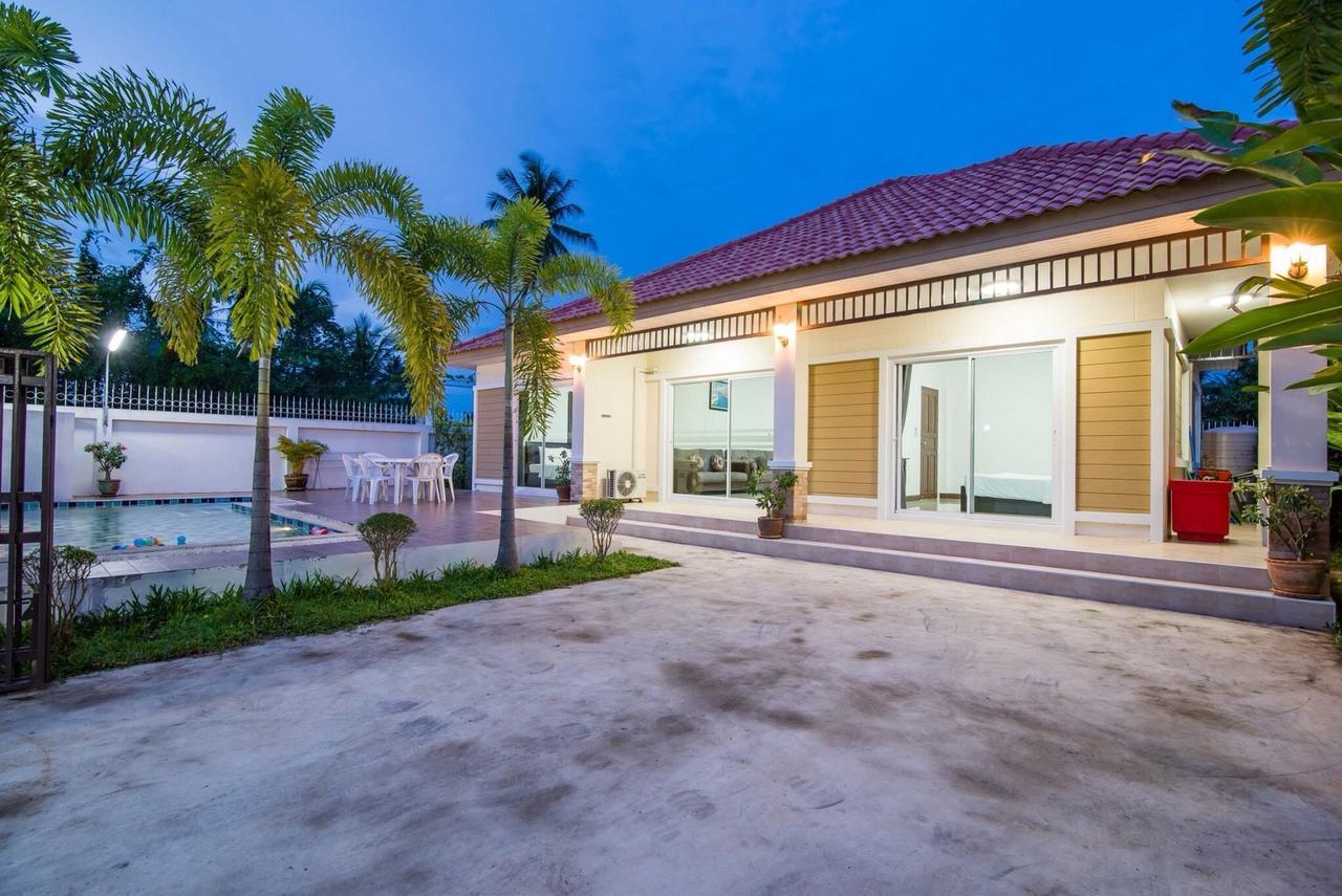 The Legacy Huahin Pool Villa Exterior photo