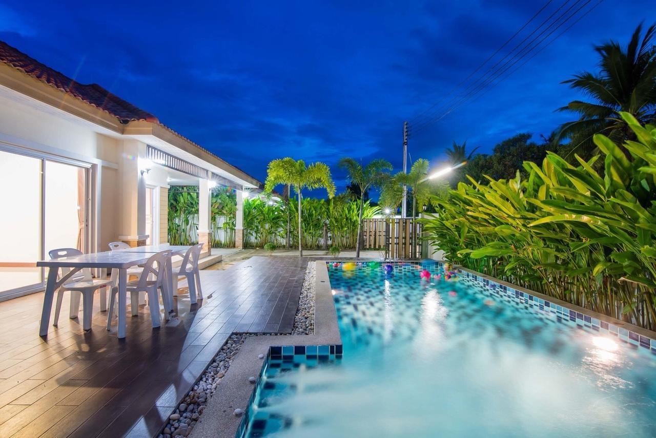 The Legacy Huahin Pool Villa Exterior photo