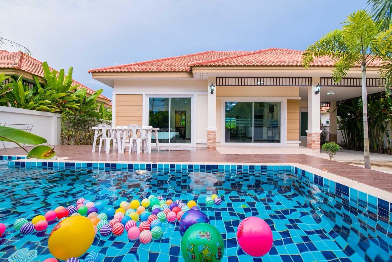 The Legacy Huahin Pool Villa Exterior photo
