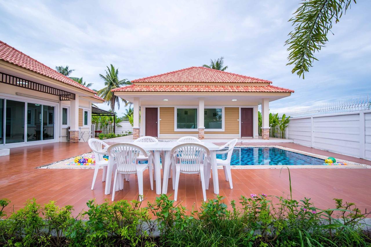 The Legacy Huahin Pool Villa Exterior photo